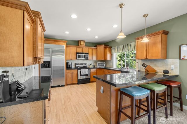 623 E Sequim Bay Road, Sequim, WA 98382