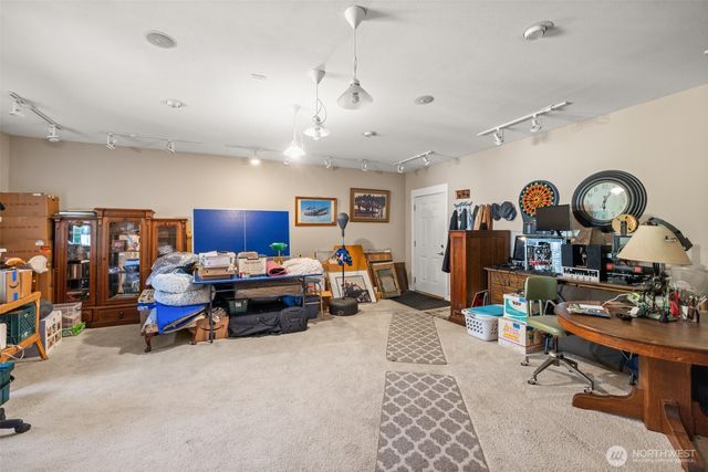 623 E Sequim Bay Road, Sequim, WA 98382