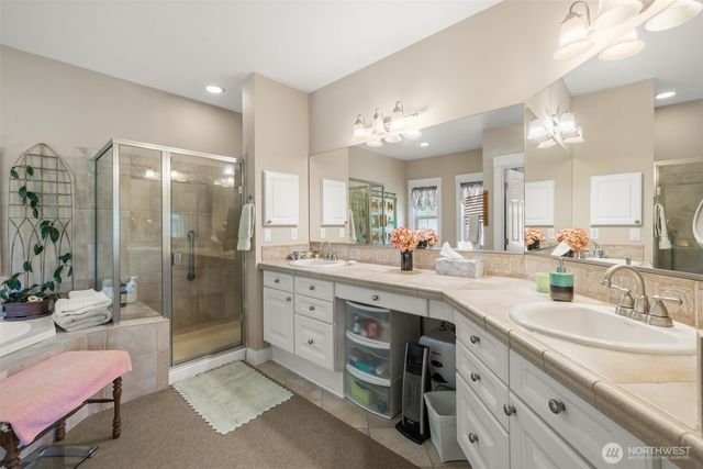 623 E Sequim Bay Road, Sequim, WA 98382