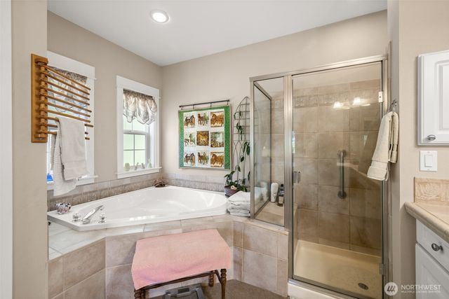 623 E Sequim Bay Road, Sequim, WA 98382