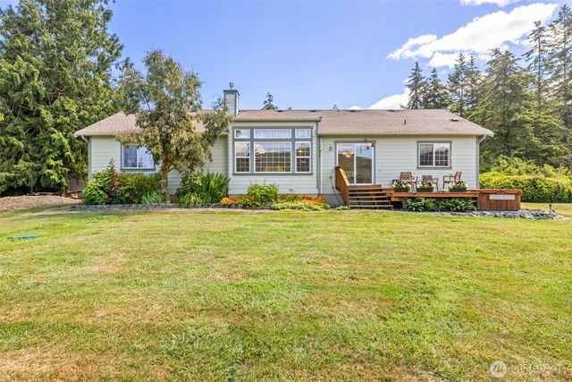 623 E Sequim Bay Road, Sequim, WA 98382