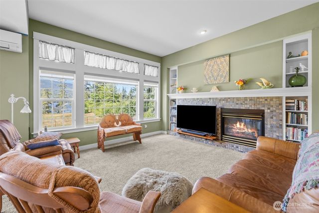 623 E Sequim Bay Road, Sequim, WA 98382