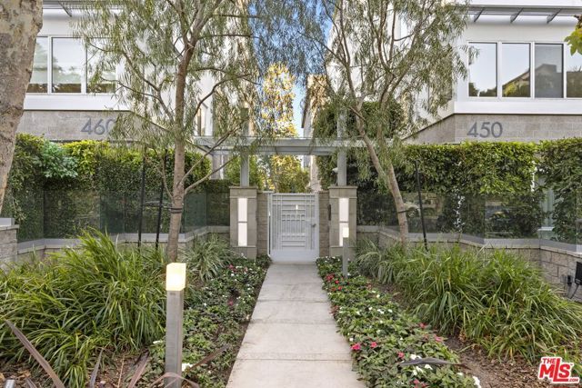 450 N Palm Drive 507, Beverly Hills, CA 90210