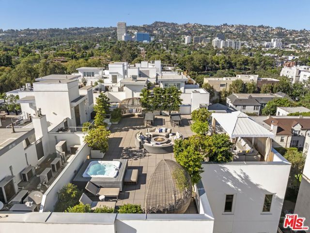 450 N Palm Drive 507, Beverly Hills, CA 90210