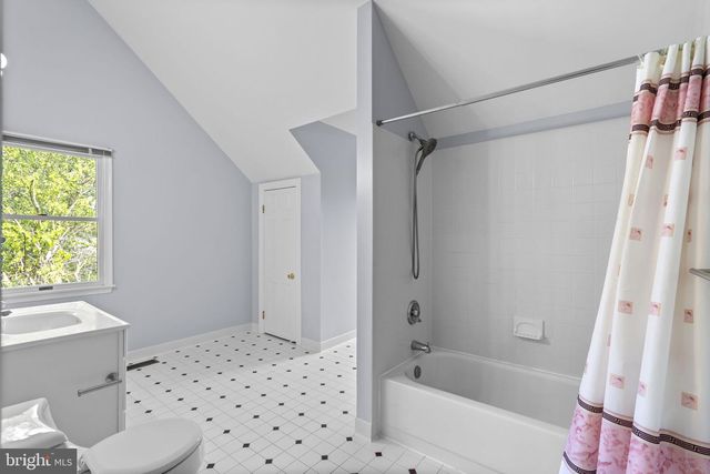 403 N WEST STREET, Falls Church, VA 22046