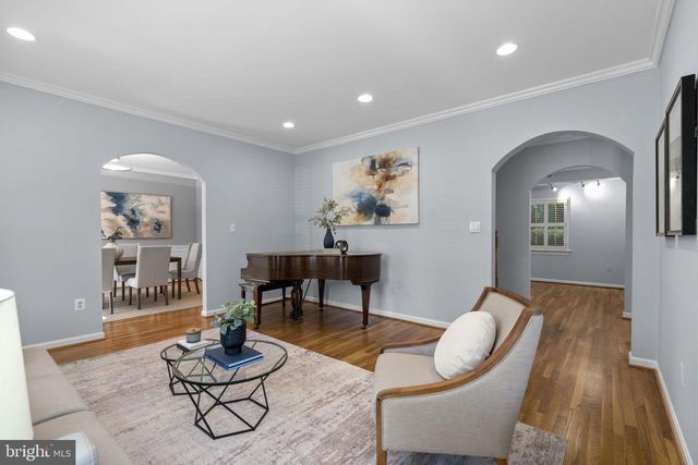 403 N WEST STREET, Falls Church, VA 22046
