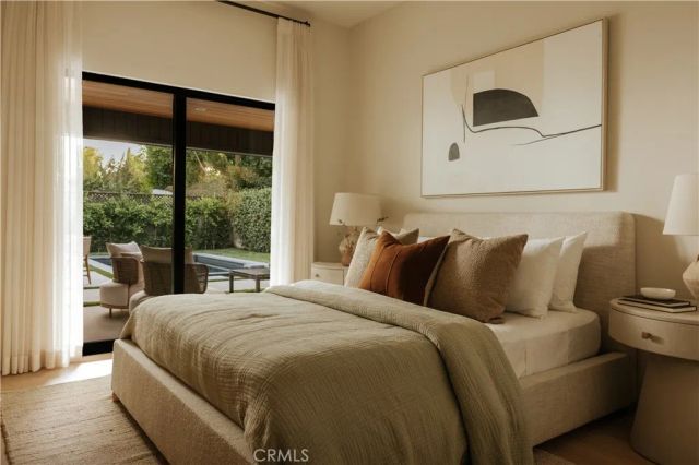 5267 Ventura Canyon Avenue, Sherman Oaks, CA 91401