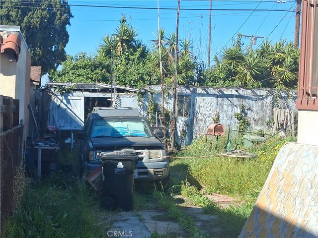 243 E 79, Los Angeles, CA 90003