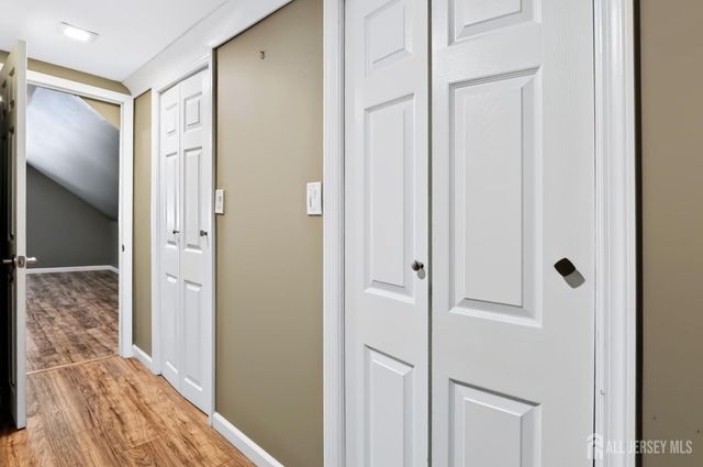42 Jonquil Circle, Fords, NJ 08863