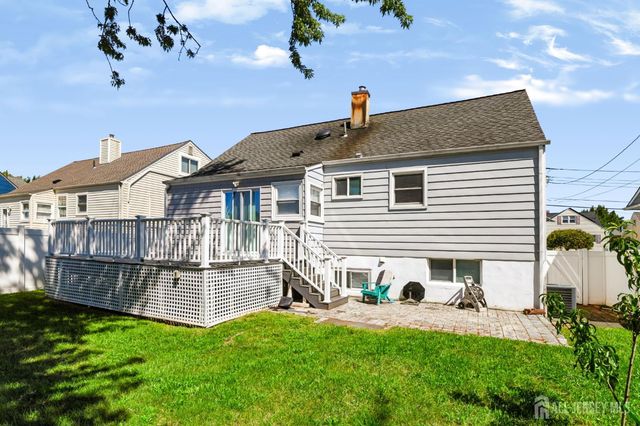 42 Jonquil Circle, Fords, NJ 08863