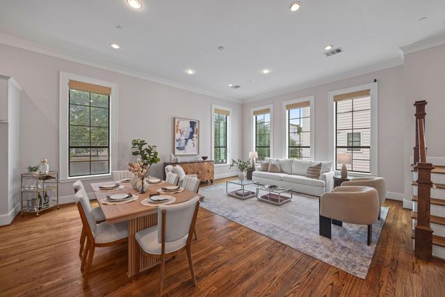 5810 Maxie Street, Houston, TX 77007