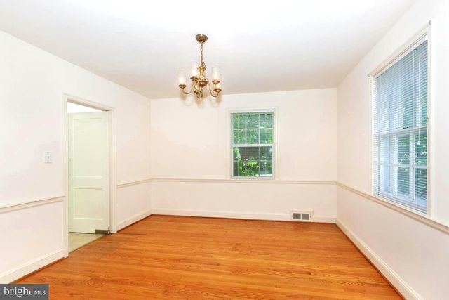 323 BROADMOOR RD, Baltimore, MD 21212