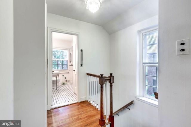323 BROADMOOR RD, Baltimore, MD 21212