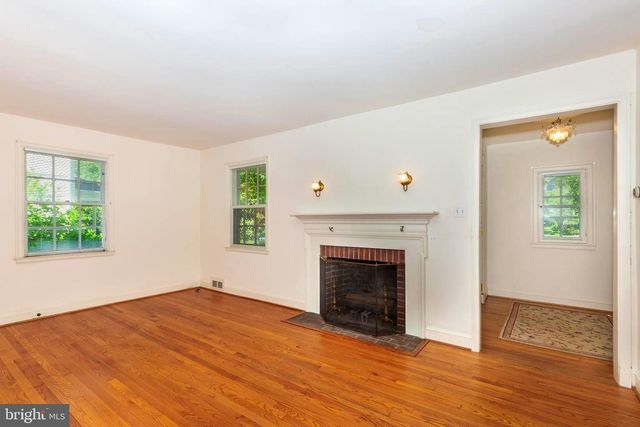 323 BROADMOOR RD, Baltimore, MD 21212