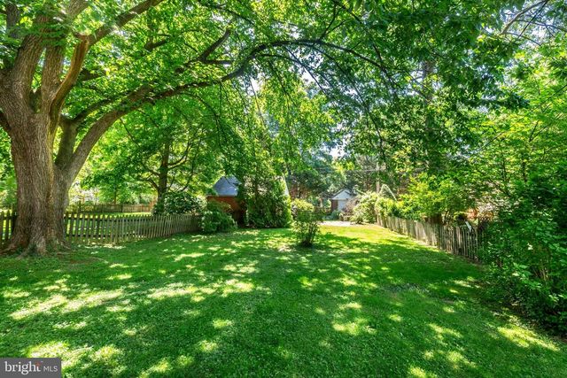 323 BROADMOOR RD, Baltimore, MD 21212