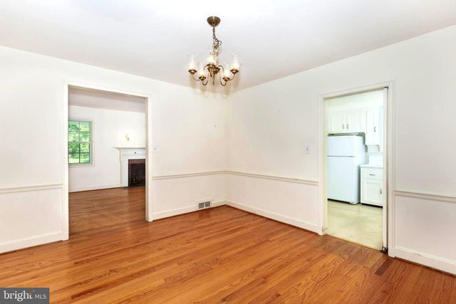 323 BROADMOOR RD, Baltimore, MD 21212