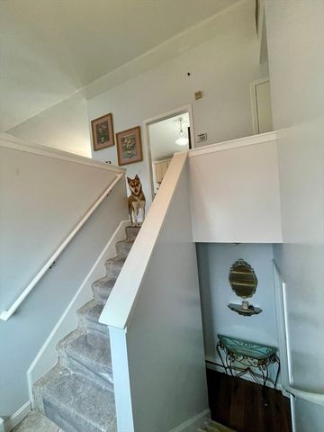 132 Ondrick Dr, Chicopee, MA 01020
