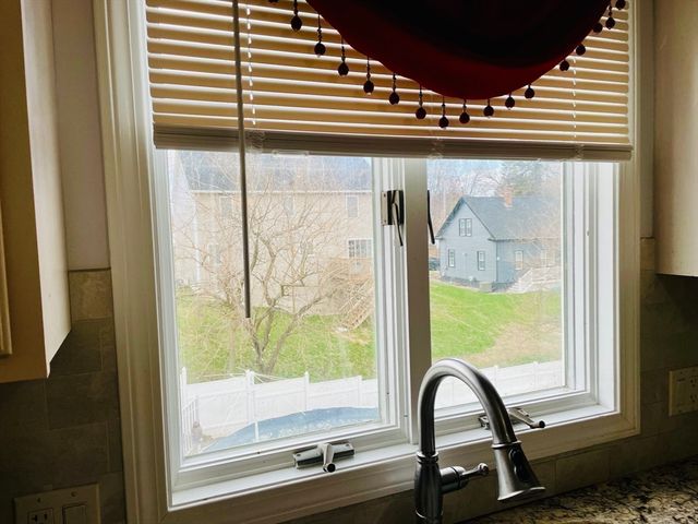132 Ondrick Dr, Chicopee, MA 01020