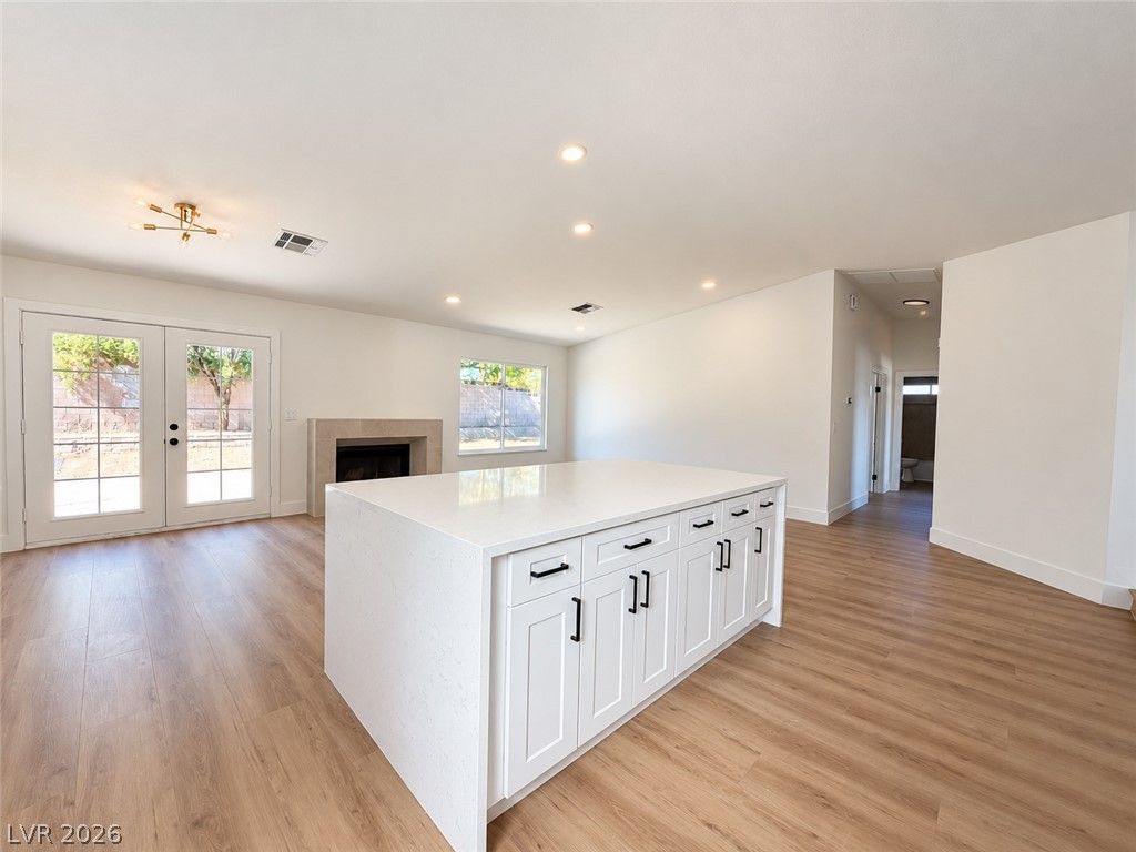 7157 Sixshooter Drive, Las Vegas, NV 89119 — photo 4