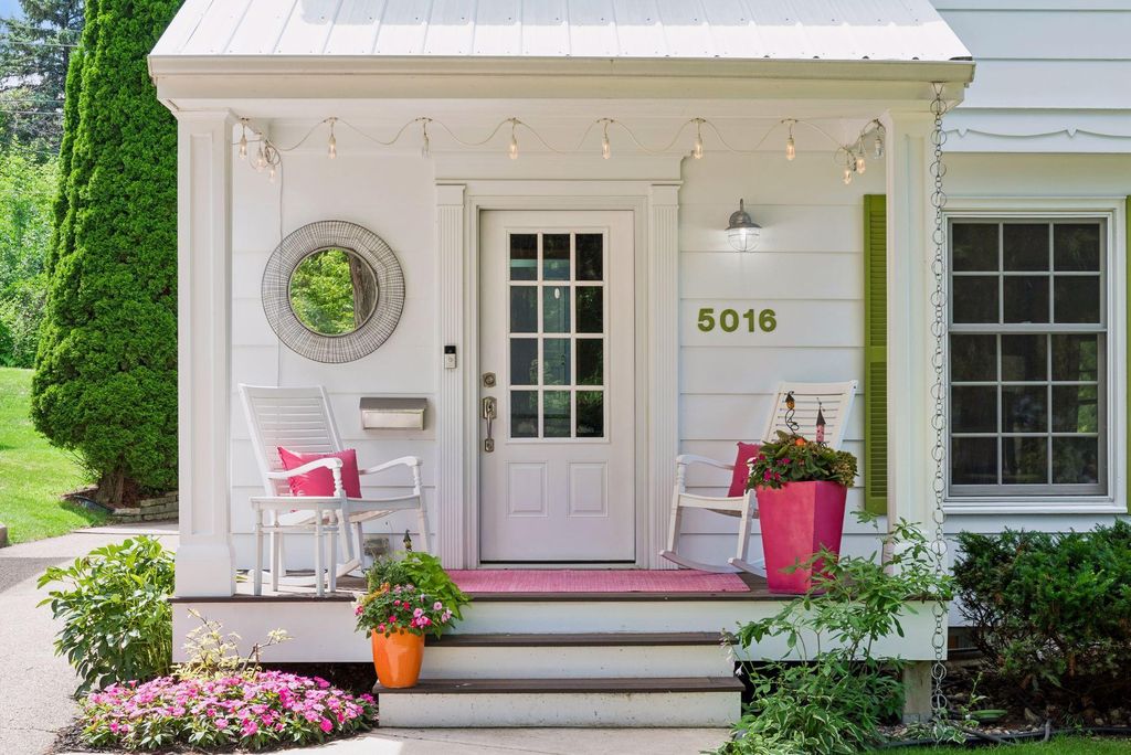 5016 Oxford Avenue, Edina, MN 55436 — exterior