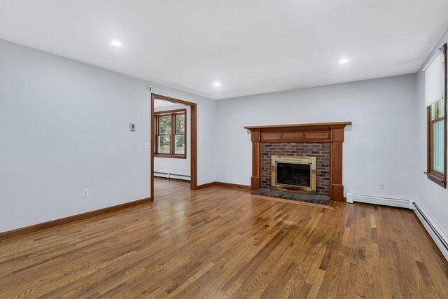 45 Easterly Drive, Sandwich, MA 02537