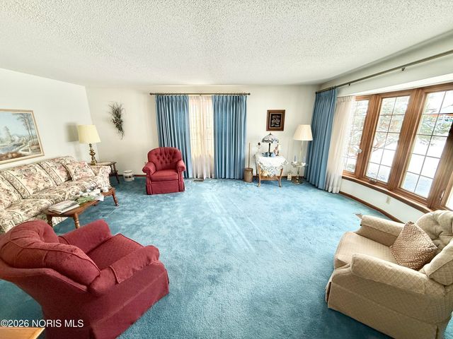 433 Water Street, Pemberville, OH 43450