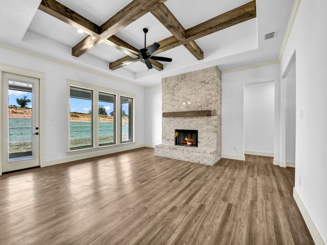 10016 Valley Oak Way, Springtown, TX 76082