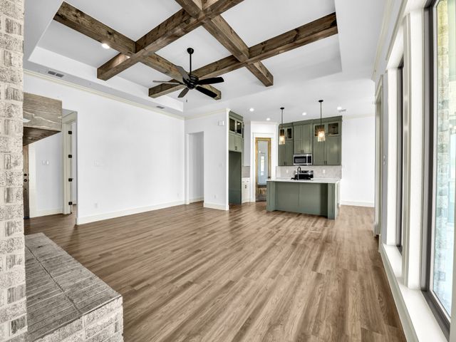 10016 Valley Oak Way, Springtown, TX 76082