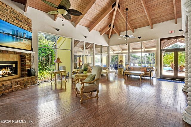 1800 THE GREENS Way 107, Jacksonville Beach, FL 32250