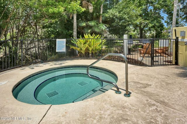 1800 THE GREENS Way 107, Jacksonville Beach, FL 32250