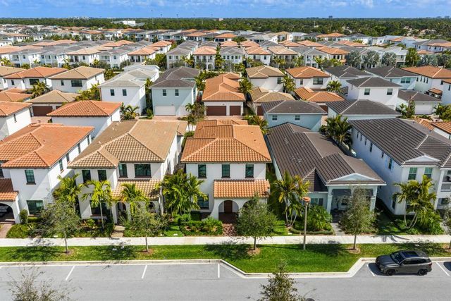 13228 Machiavelli Way, Palm Beach Gardens, FL 33418