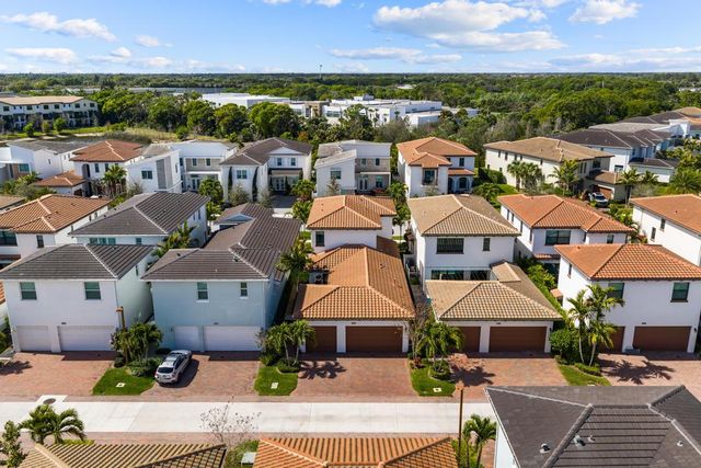 13228 Machiavelli Way, Palm Beach Gardens, FL 33418