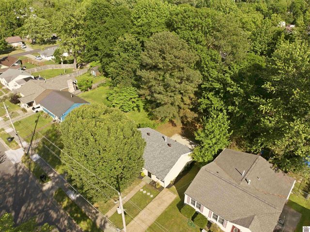 3230 Minnich Ave, Paducah, KY 42001