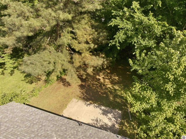3230 Minnich Ave, Paducah, KY 42001