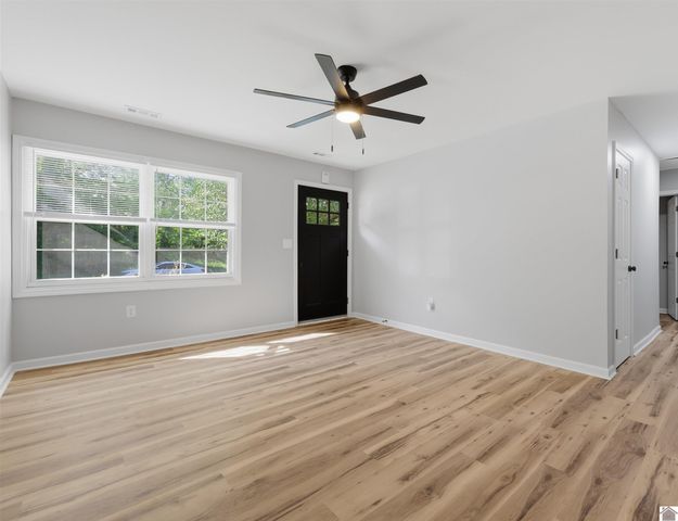 3230 Minnich Ave, Paducah, KY 42001