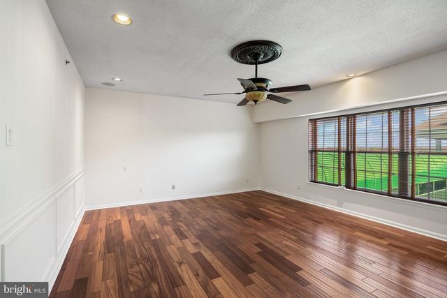 6072 MAIN ST, Voorhees, NJ 08043