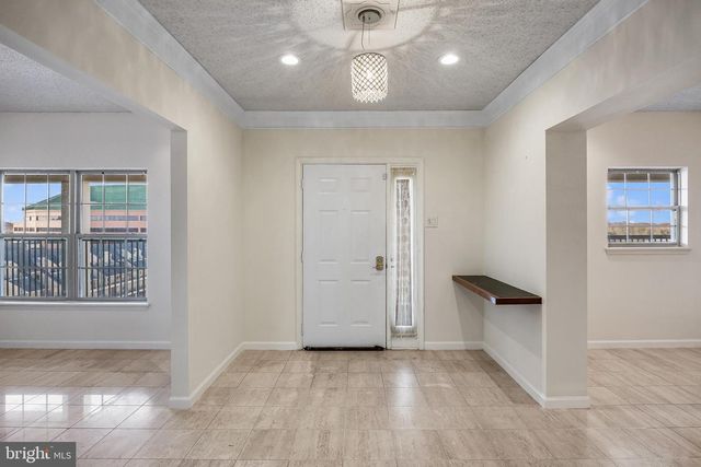 6072 MAIN ST, Voorhees, NJ 08043