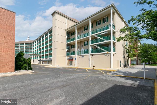 6072 MAIN ST, Voorhees, NJ 08043