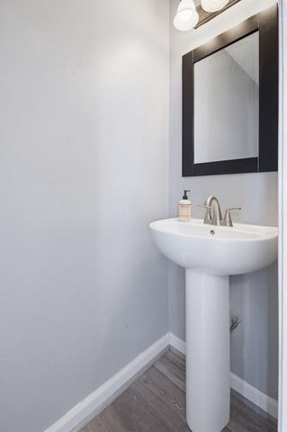1802 MICHELLE DR, York, PA 17408