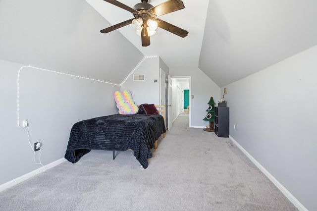 1802 MICHELLE DR, York, PA 17408