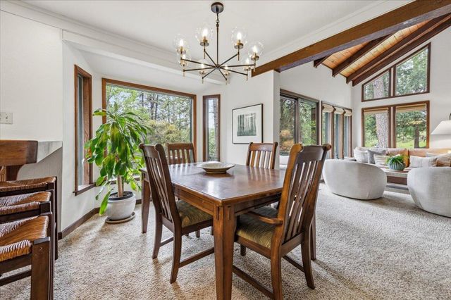 10389 Crestview Dr, Grass Valley, CA 95949