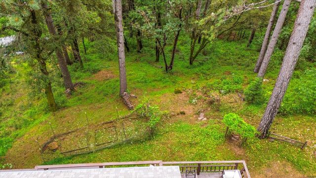 10389 Crestview Dr, Grass Valley, CA 95949