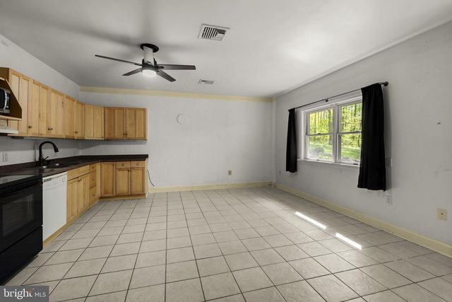 1522 HILLTOP RD, Mohnton, PA 19540