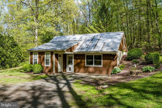 1522 HILLTOP RD, Mohnton, PA 19540