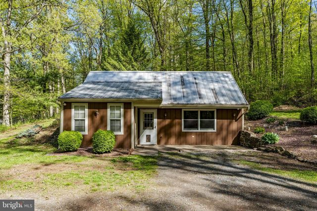 1522 HILLTOP RD, Mohnton, PA 19540
