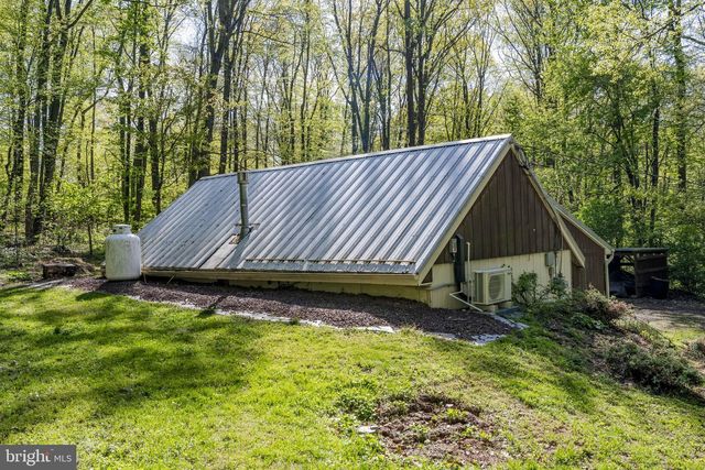 1522 HILLTOP RD, Mohnton, PA 19540