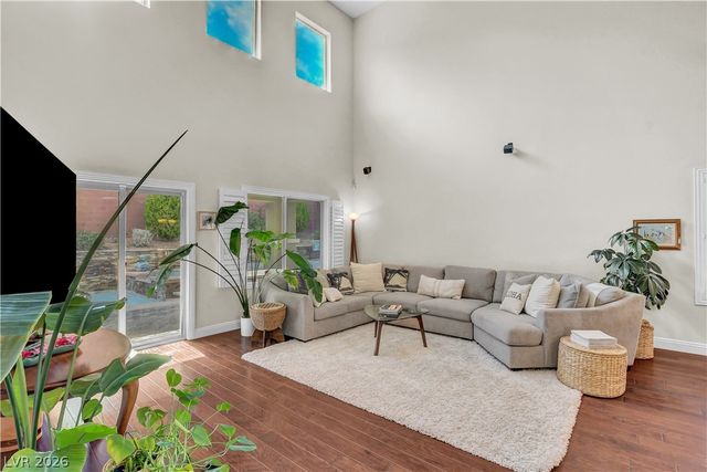 10697 Acacia Park Place, Las Vegas, NV 89135