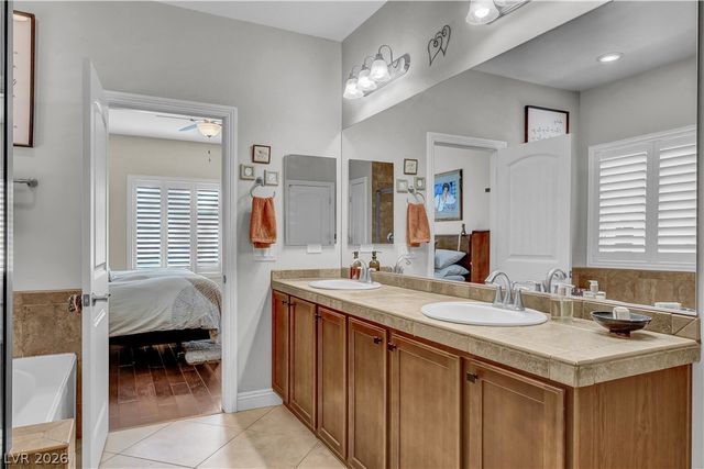 10697 Acacia Park Place, Las Vegas, NV 89135