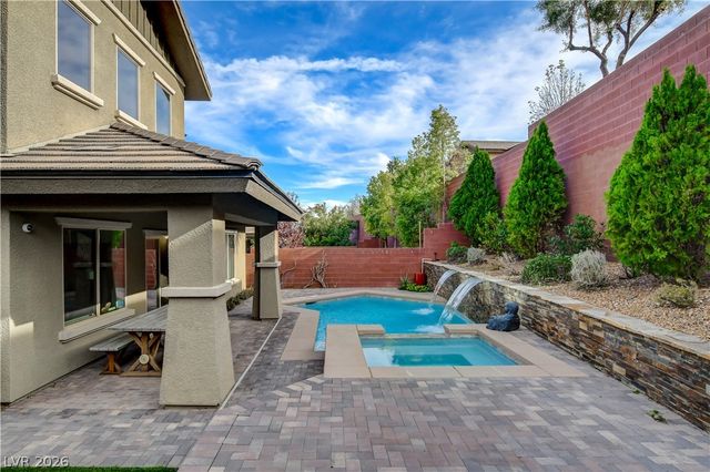 10697 Acacia Park Place, Las Vegas, NV 89135