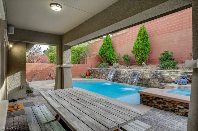 10697 Acacia Park Place, Las Vegas, NV 89135